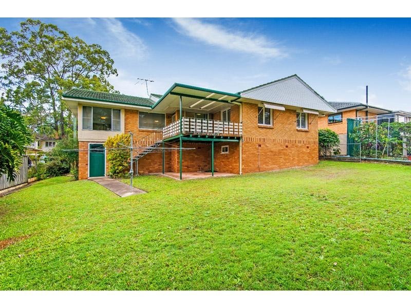 17 Blackpool Street, Mount Gravatt East QLD 4122