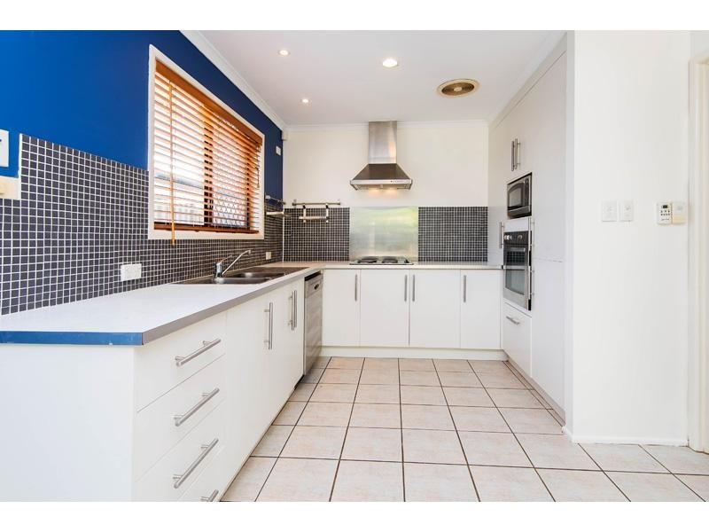 31 Cummin Street, Wishart QLD 4122