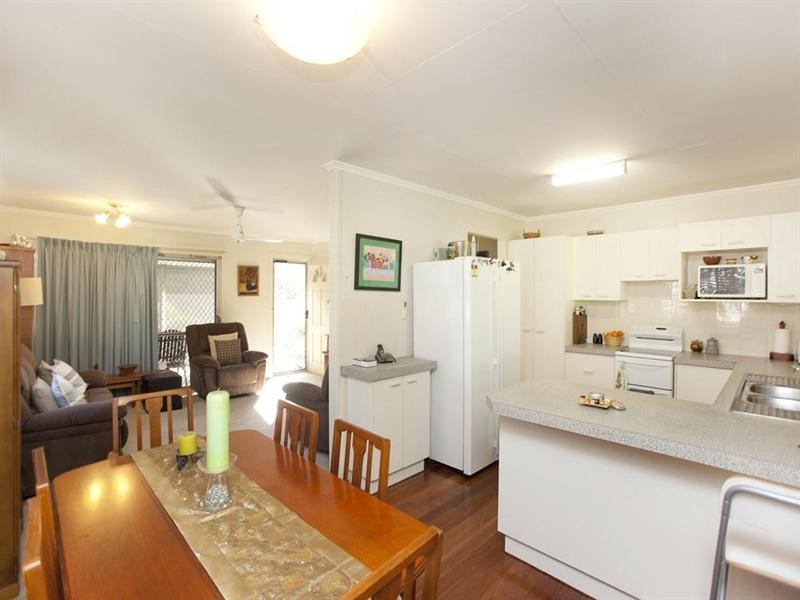 67 Valentia Street, Mansfield QLD 4122