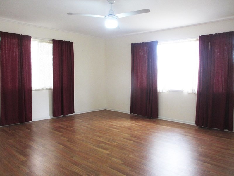 13 Benaud Street, Macgregor QLD 4109