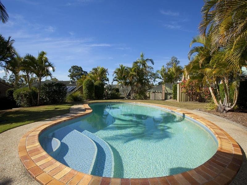 2/5 Pasley Street, Wishart QLD 4122