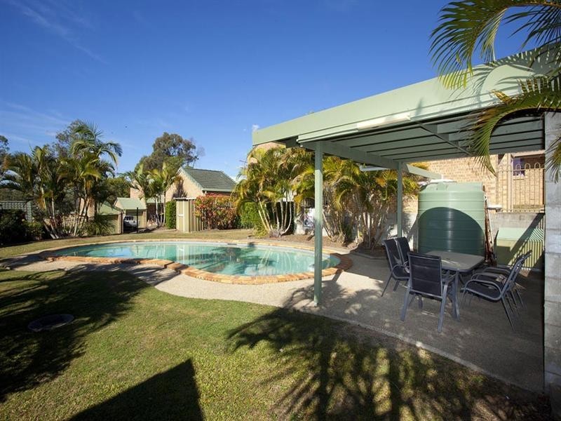 2/5 Pasley Street, Wishart QLD 4122