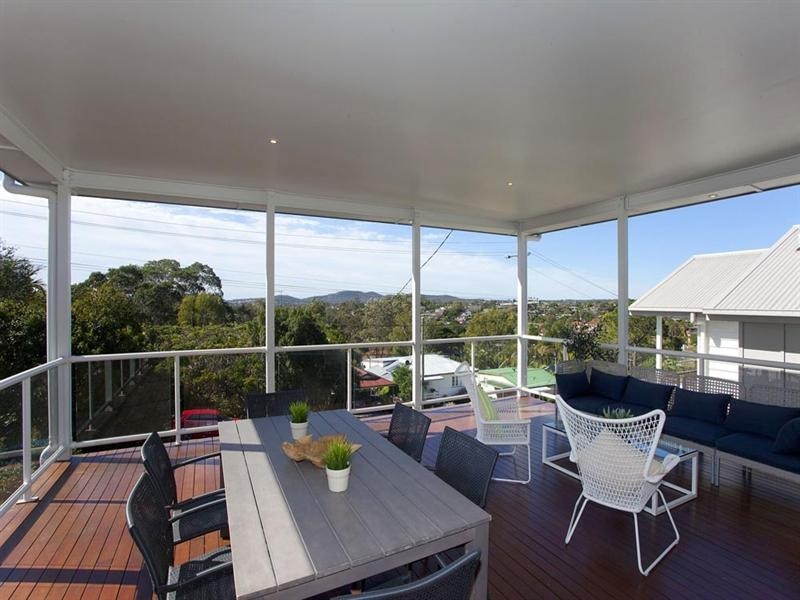 18 Hoff Street, Mount Gravatt East QLD 4122