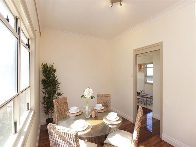 18 Hoff Street, Mount Gravatt East QLD 4122