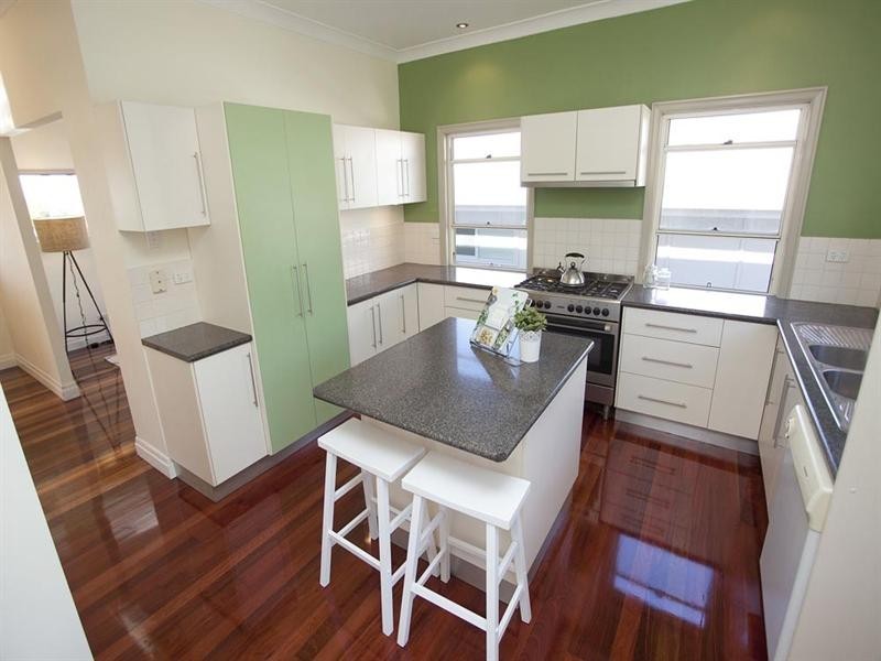 18 Hoff Street, Mount Gravatt East QLD 4122