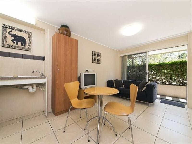 190 Bapaume Road, Holland Park West QLD 4121