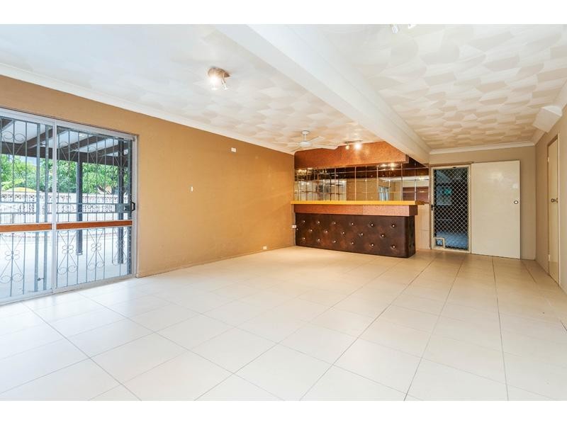 19 Martense Street, Wishart QLD 4122