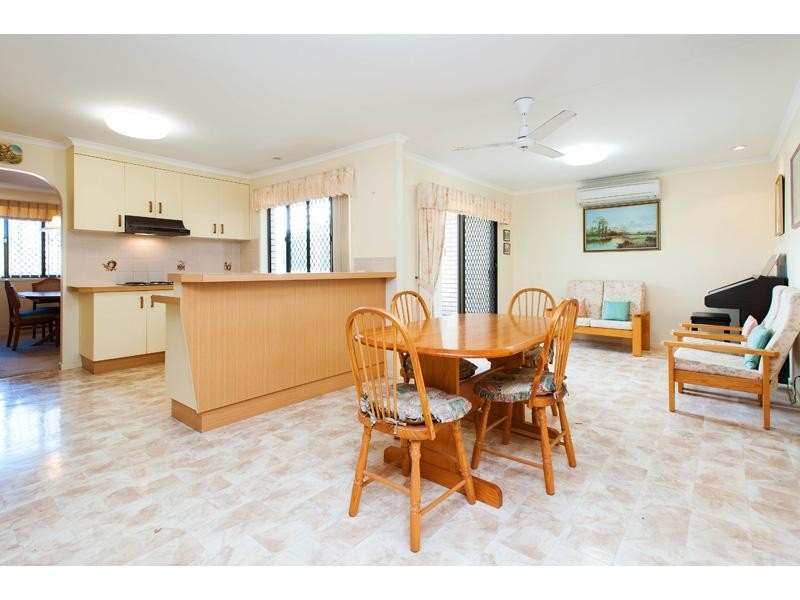 49 Cummin Street, Wishart QLD 4122