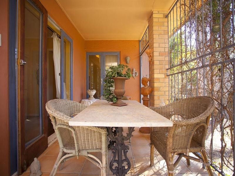 52 Thurlby Street, Upper Mount Gravatt QLD 4122