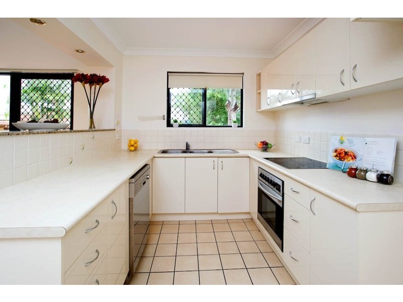 1/2200 Logan Road, Upper Mount Gravatt QLD 4122