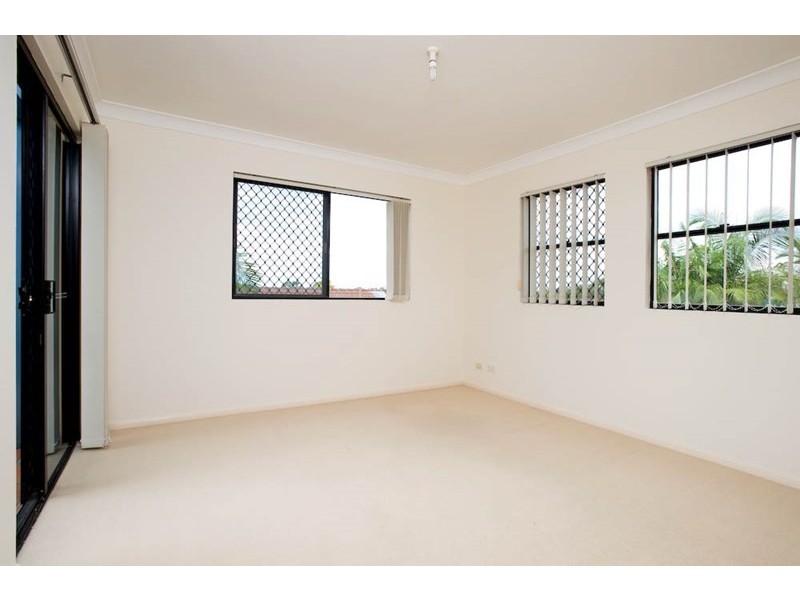 1/2200 Logan Road, Upper Mount Gravatt QLD 4122