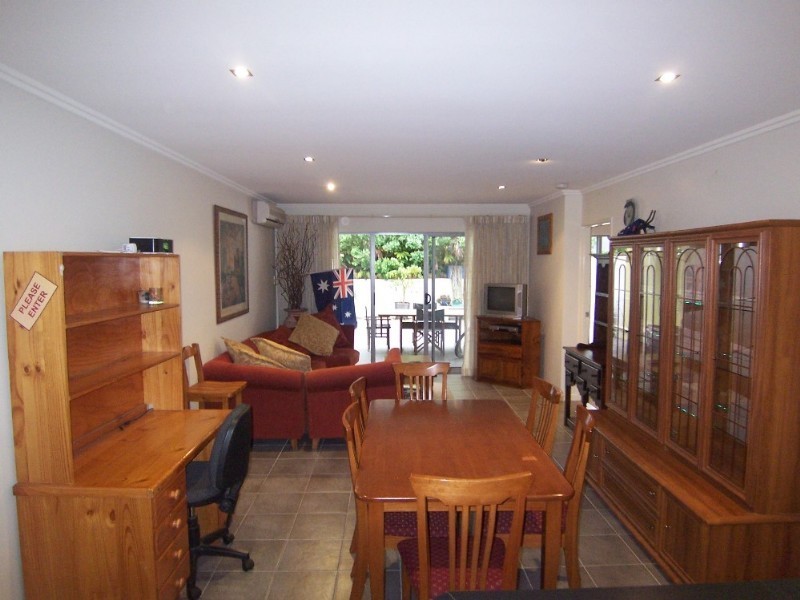 2/284 Vulture Street, Kangaroo Point QLD 4169