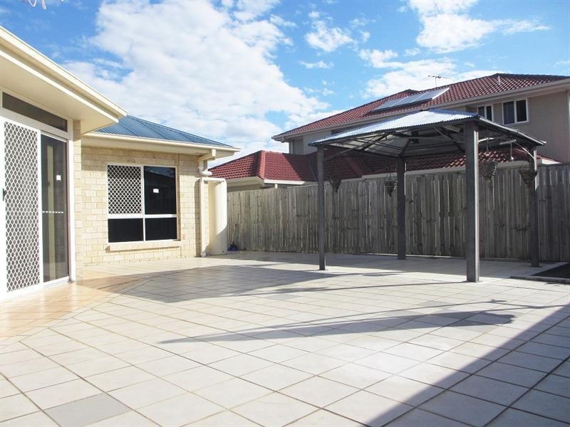 10 May Close, Kuraby QLD 4112