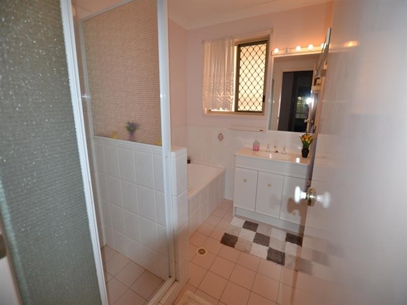 22A Greenland Street, Wishart QLD 4122