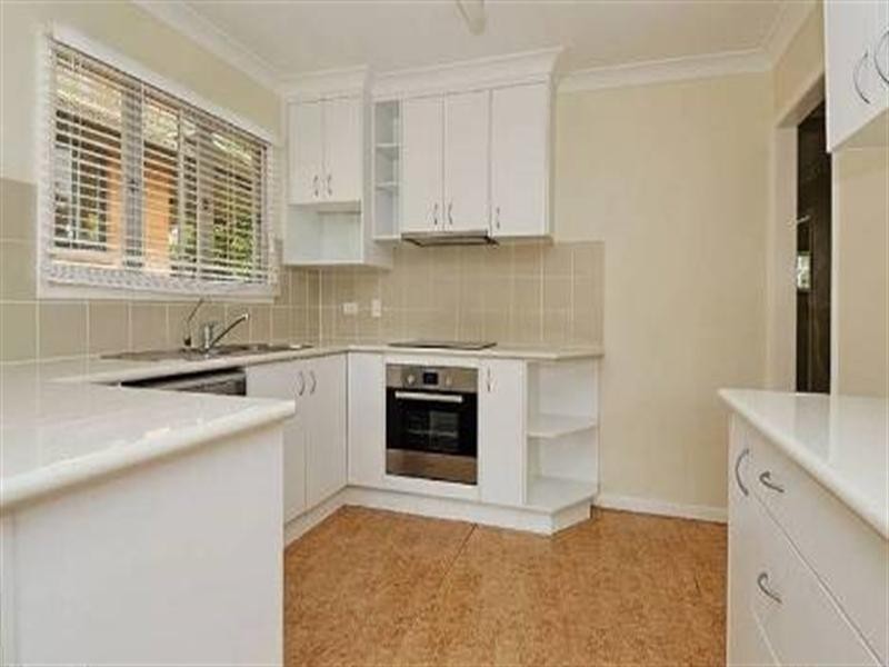 15 Curfew Street, Upper Mount Gravatt QLD 4122