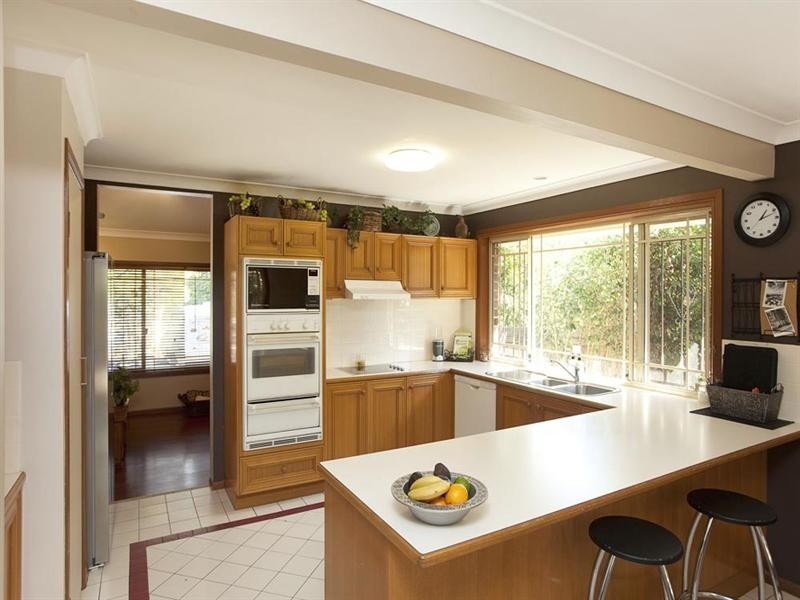 12 Cadogan Street, Carindale QLD 4152