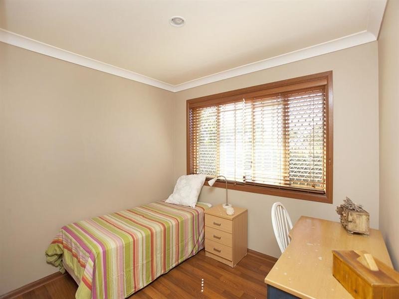 12 Cadogan Street, Carindale QLD 4152