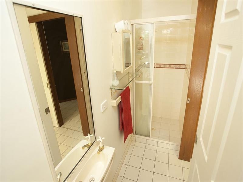 12 Cadogan Street, Carindale QLD 4152