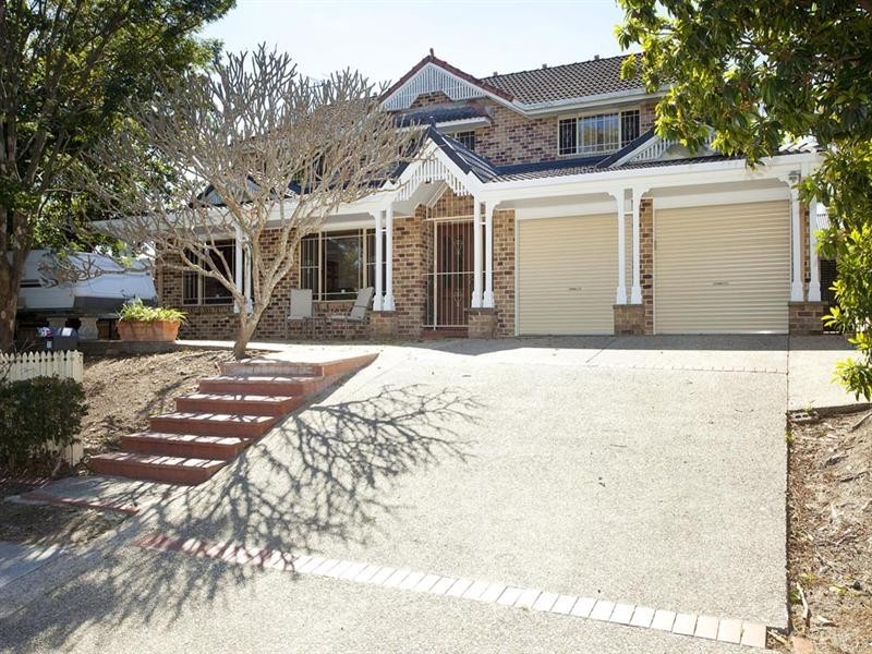 12 Cadogan Street, Carindale QLD 4152