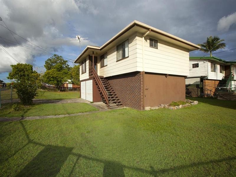 2 Bexhill Street, Acacia Ridge QLD 4110