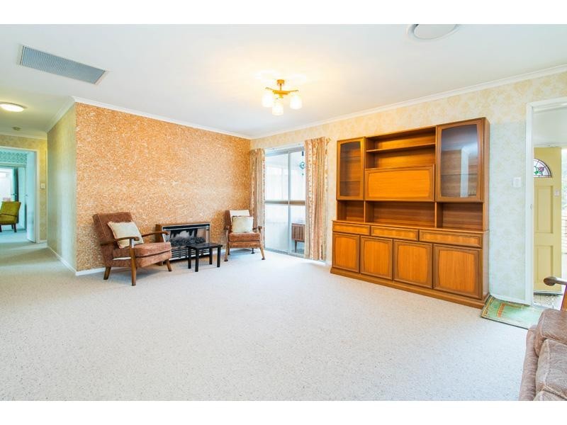 15 Wolcott Street, Wishart QLD 4122