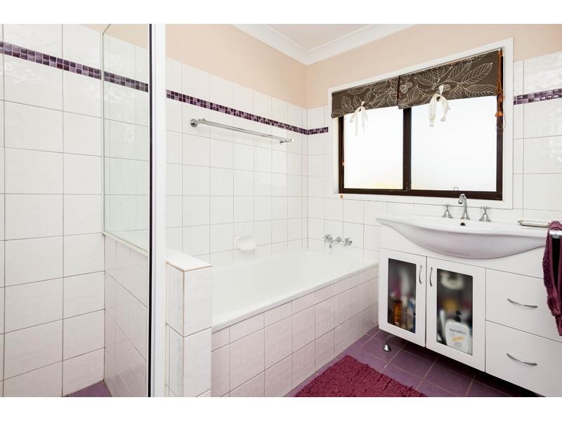 122 Holmead Road, Eight Mile Plains QLD 4113