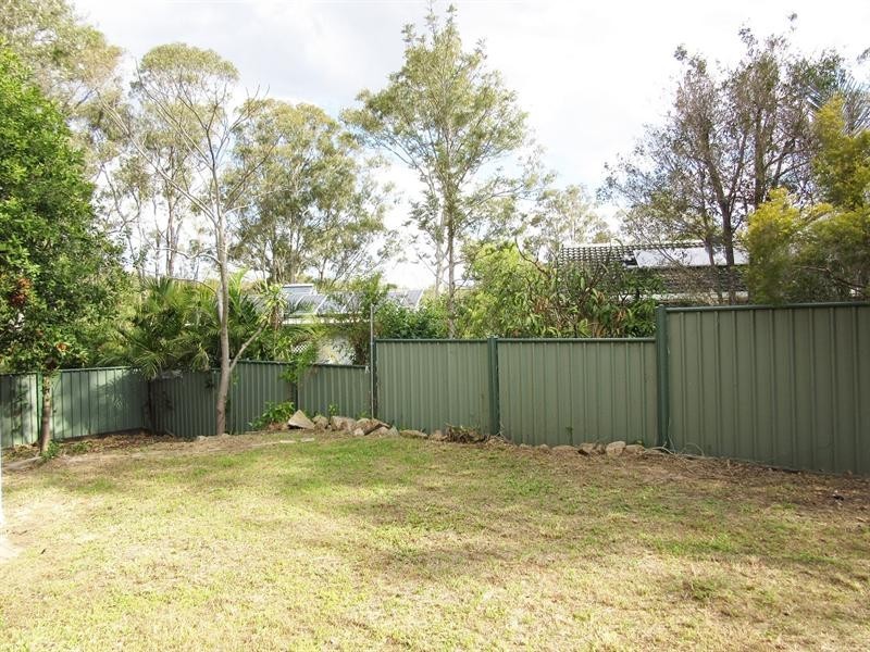 15 Algona Street, Holland Park West QLD 4121