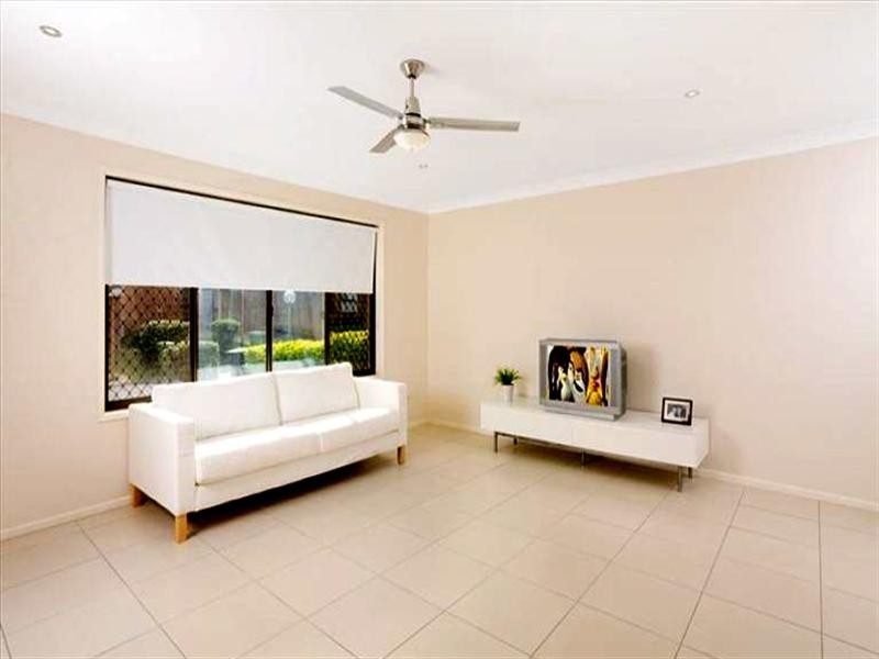 25/7 Chamberlain Avenue, Rochedale South QLD 4123