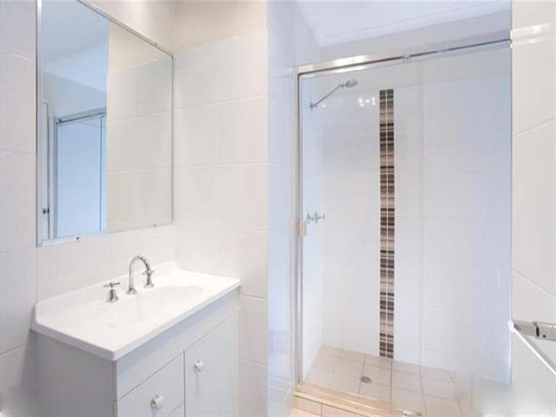 25/7 Chamberlain Avenue, Rochedale South QLD 4123