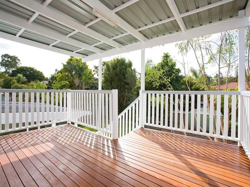 18 Malmrose Street, Wishart QLD 4122