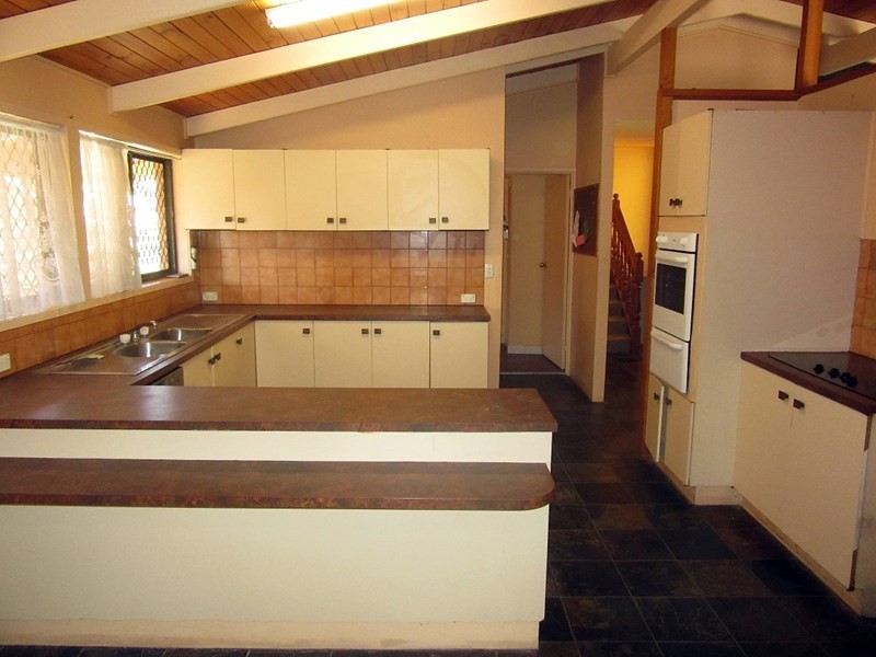 27 Khandalla Street, Upper Mount Gravatt QLD 4122