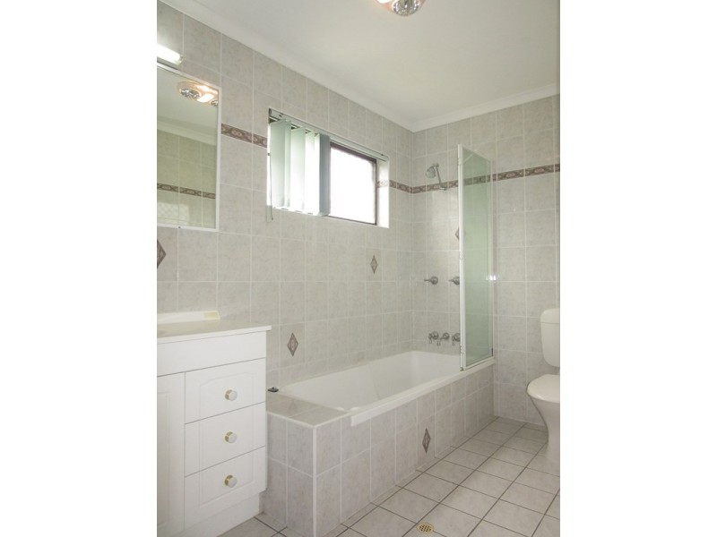 3 Calanda Street, Wishart QLD 4122