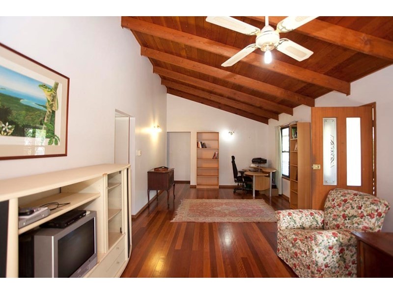 95 Crewe Street, Mount Gravatt East QLD 4122