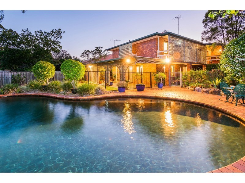 18 Chelva Street, Wishart QLD 4122