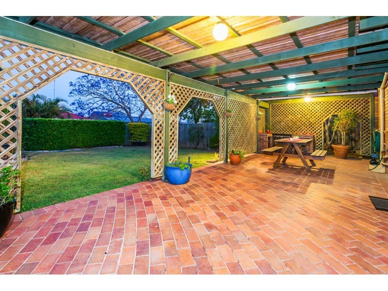 18 Chelva Street, Wishart QLD 4122