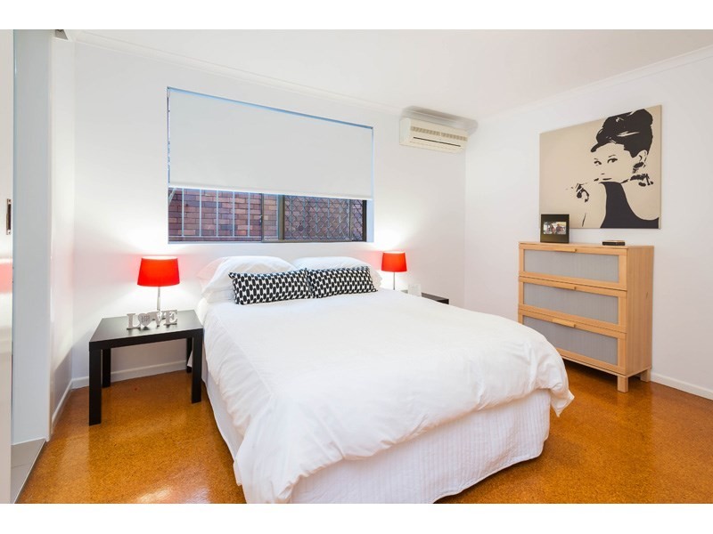 18 Chelva Street, Wishart QLD 4122