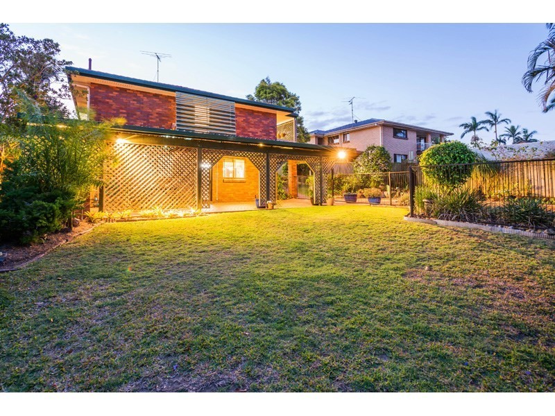 18 Chelva Street, Wishart QLD 4122