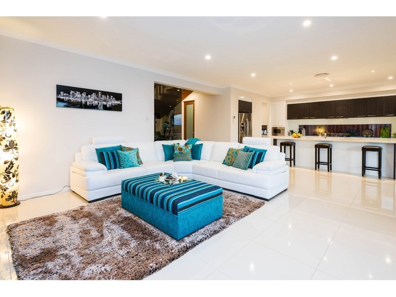 110 Ridgeview Street, Carindale QLD 4152