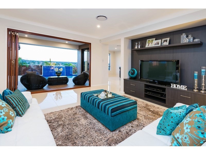 110 Ridgeview Street, Carindale QLD 4152