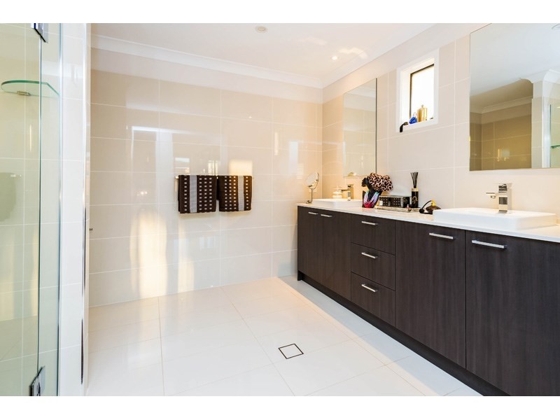 110 Ridgeview Street, Carindale QLD 4152