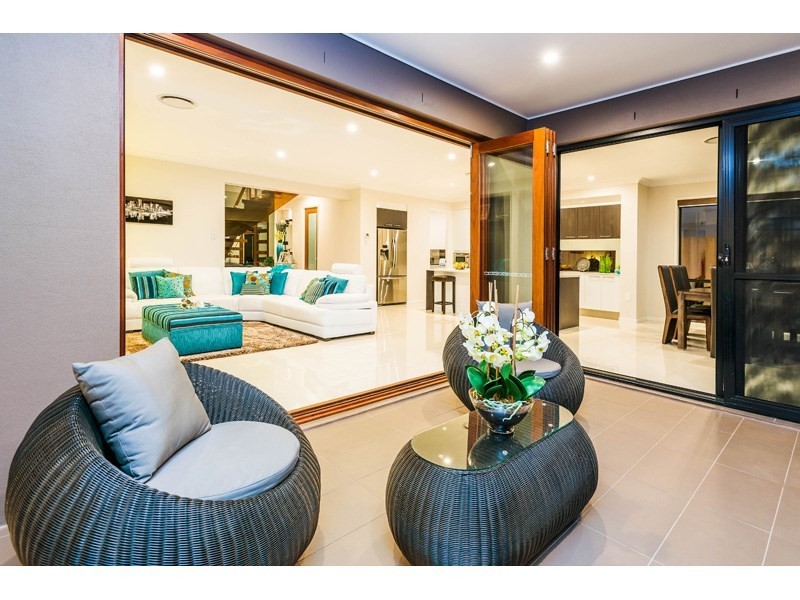 110 Ridgeview Street, Carindale QLD 4152