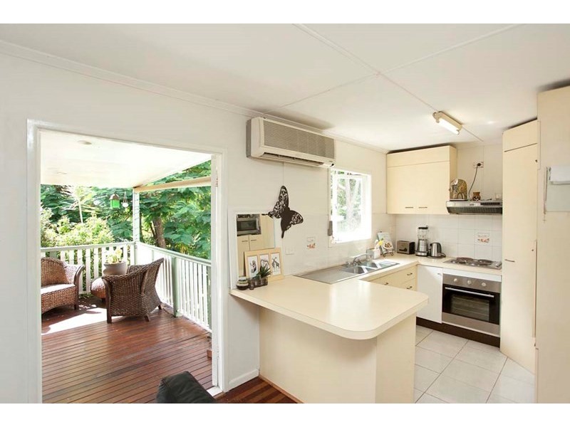 18 Allinga Street, Mount Gravatt East QLD 4122