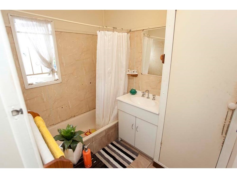 18 Allinga Street, Mount Gravatt East QLD 4122