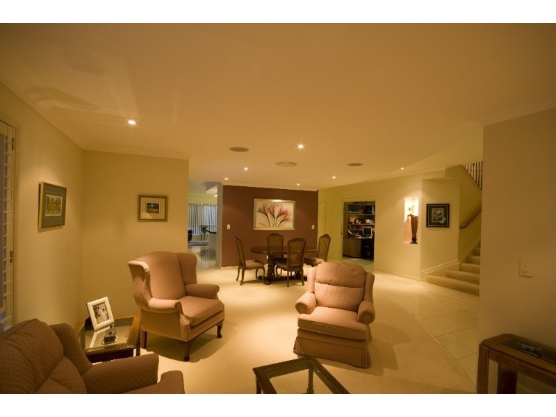 12 Elkana Place, Wishart QLD 4122