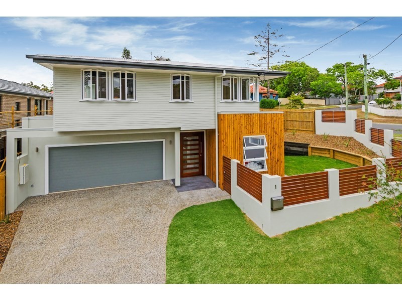 1 Elgar Street, Holland Park QLD 4121