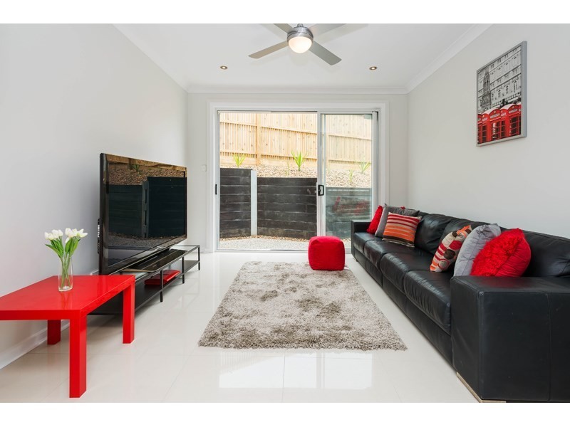 1 Elgar Street, Holland Park QLD 4121