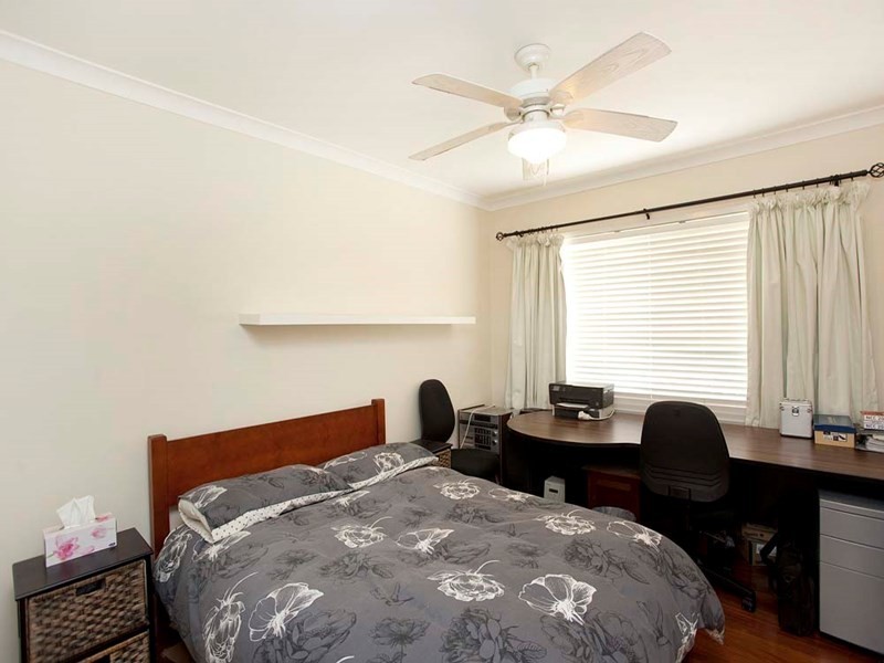 42 Lewana Street, Mansfield QLD 4122