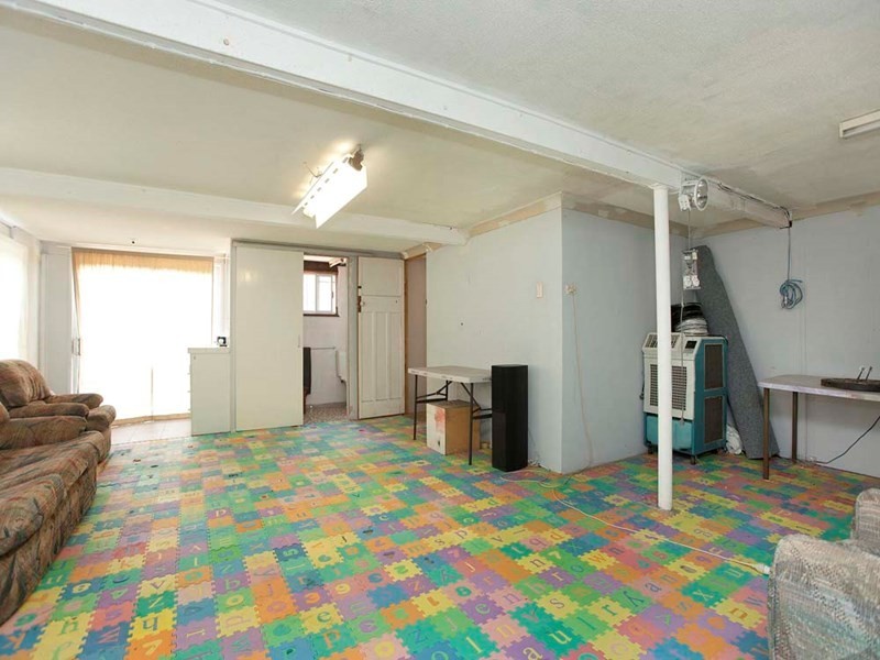 42 Lewana Street, Mansfield QLD 4122