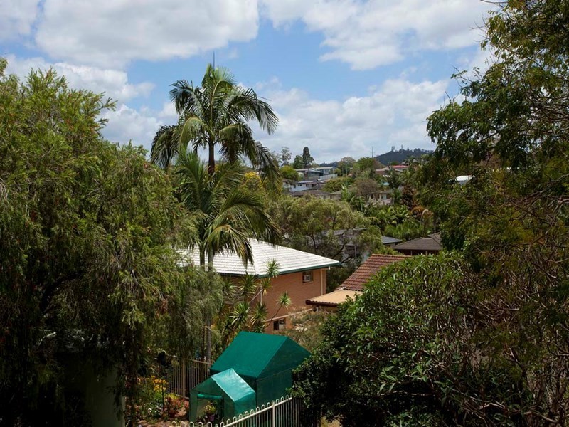 42 Lewana Street, Mansfield QLD 4122