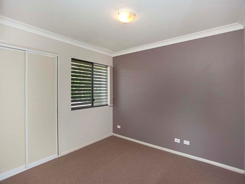 33/4-8 Omeo Street, Macgregor QLD 4109